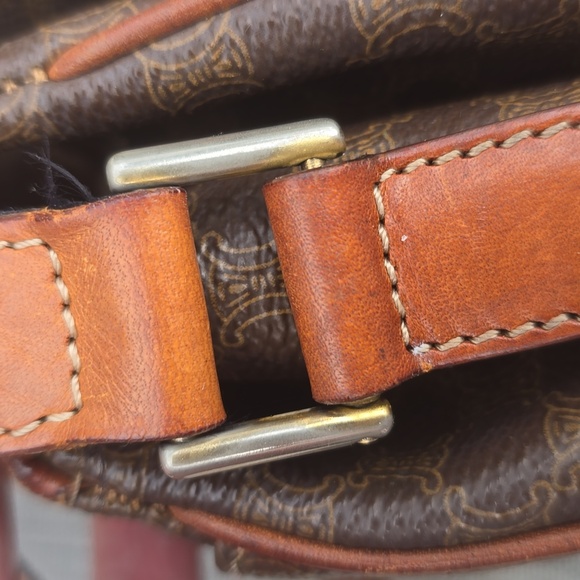 * Excellent Vintage Celine * - Picture 16 of 17